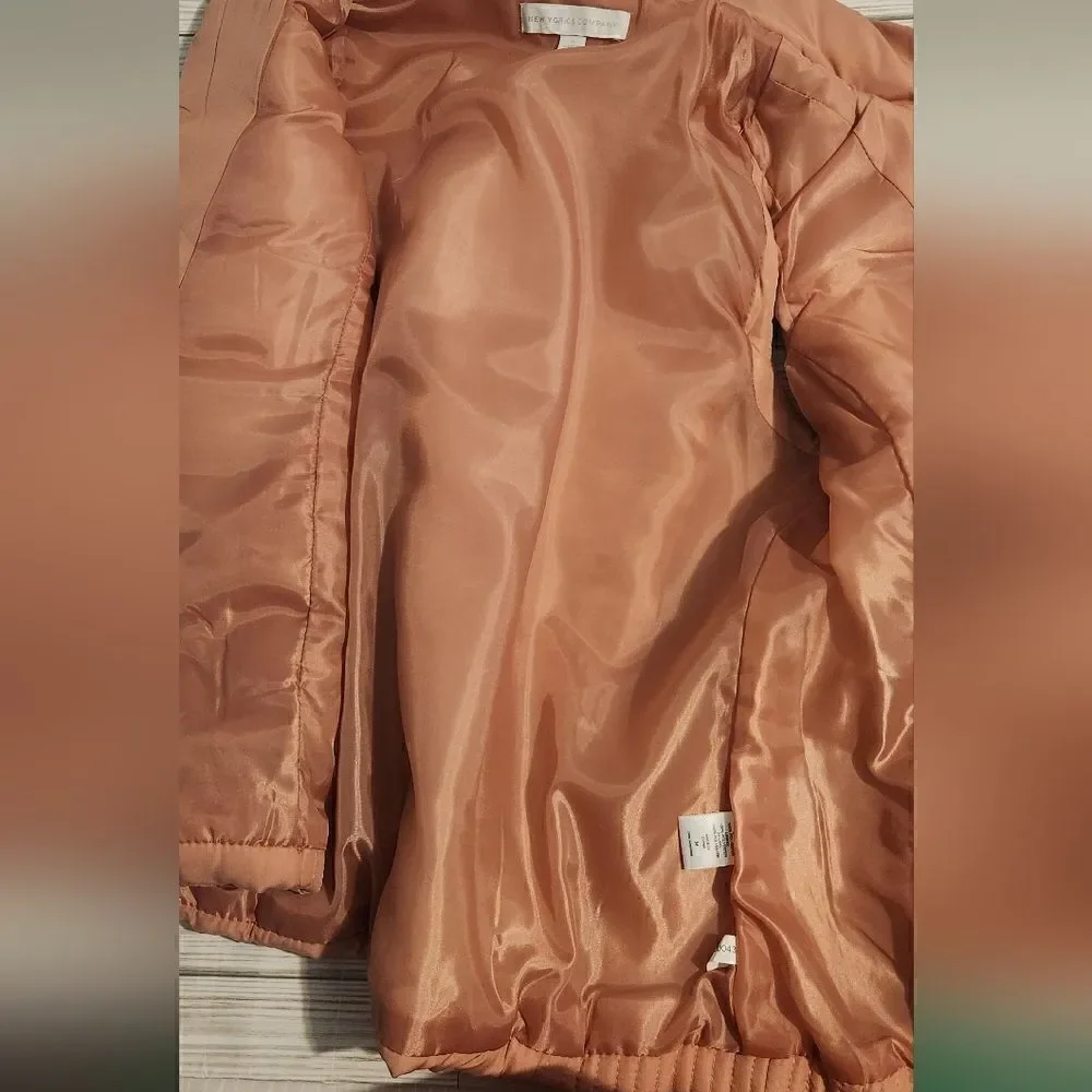 New York And Co. Puffer Vest in Pink Blush Size Medium - Picture 8 of 9